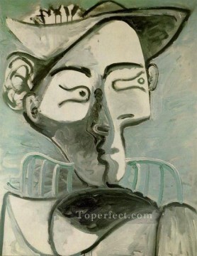  chapeau Painting - Femme assise au chapeau 1962 Cubism